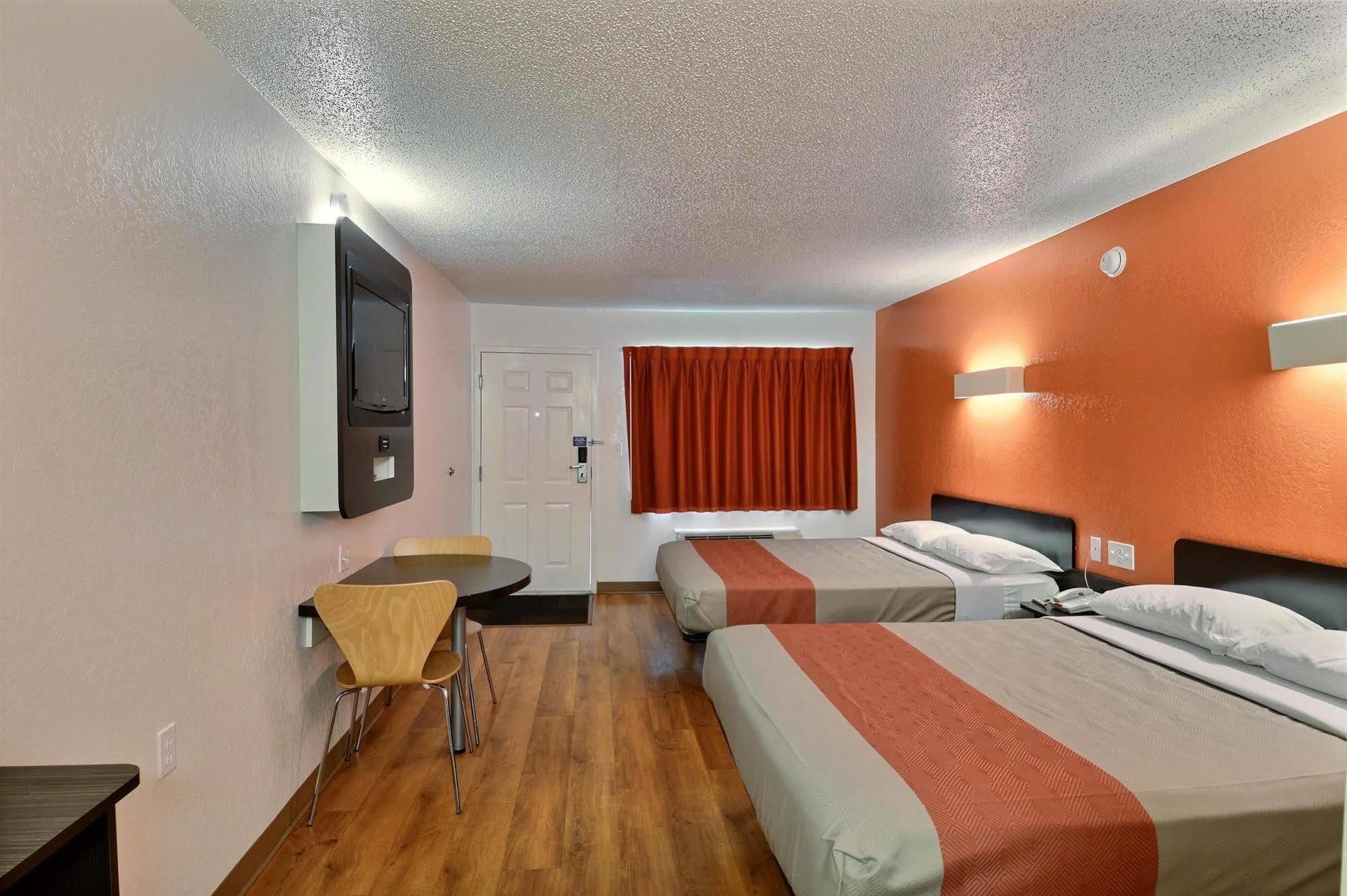 Motel 6-Tewksbury, Ma - Boston Екстериор снимка