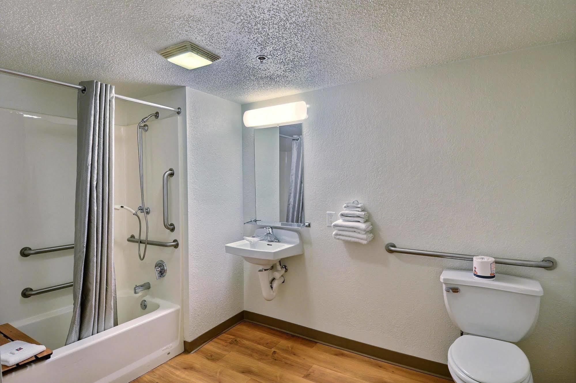 Motel 6-Tewksbury, Ma - Boston Екстериор снимка
