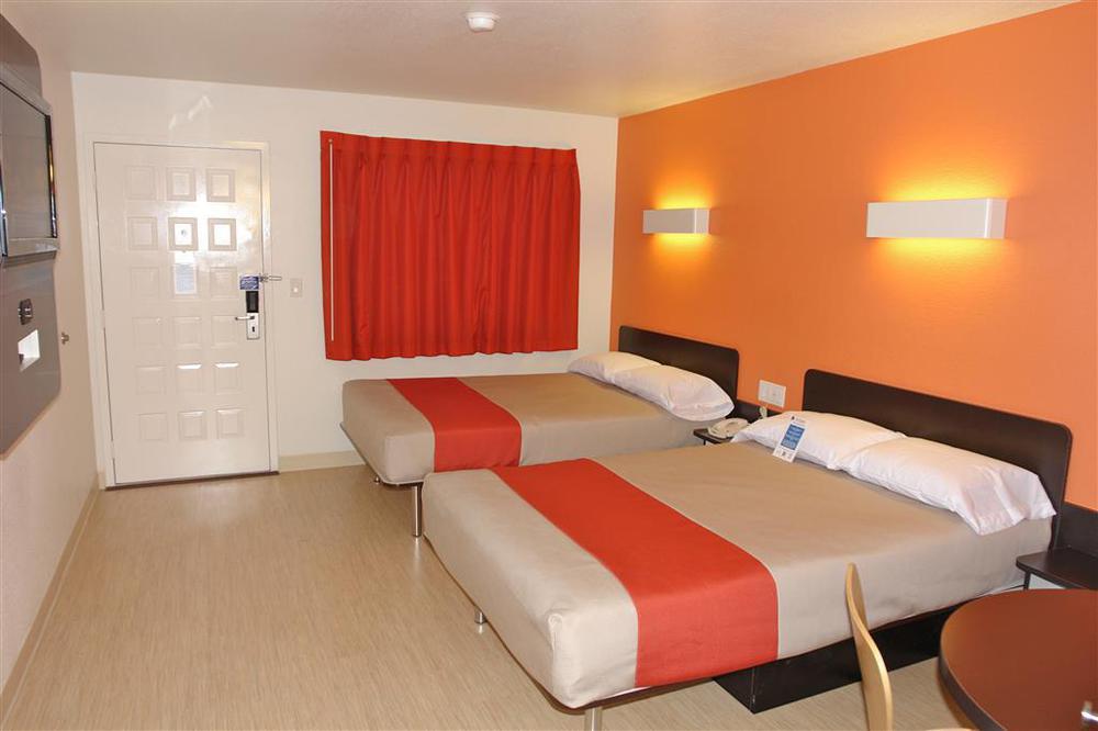 Motel 6-Tewksbury, Ma - Boston Стая снимка